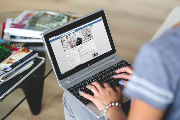 10 Generic Posts To Generate Engagement on Your Facebook Page - LR Presets