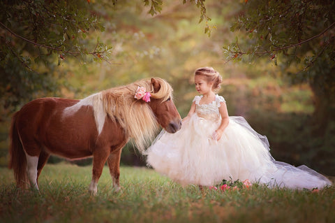 Child Portraits with Live Animals: Tips for a Magical Photoshoot